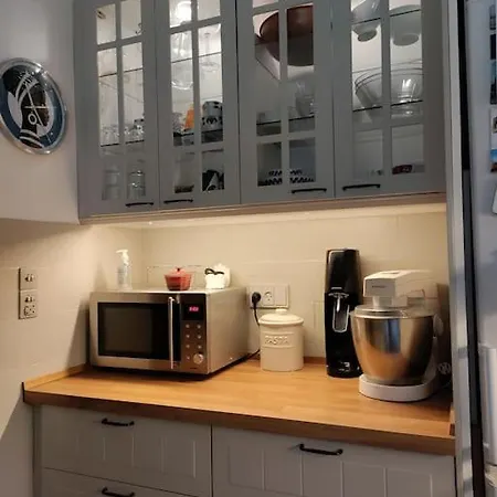 1 Sals Til 3 Personer Appartement
